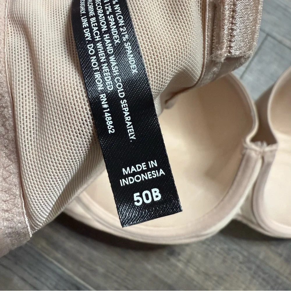 Torrid Wire Cream Lace Bra - Picture 14 of 14